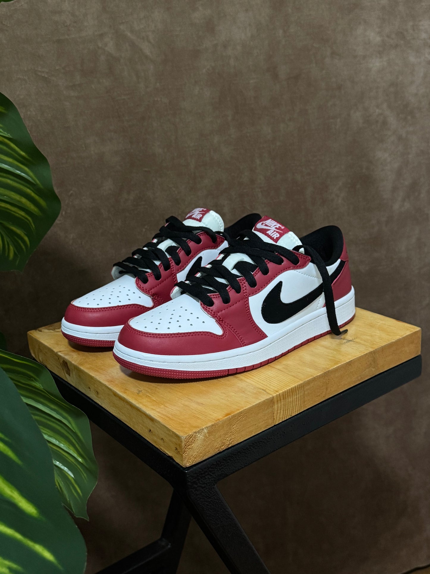 Air Jordan 1 Low “Chicago”