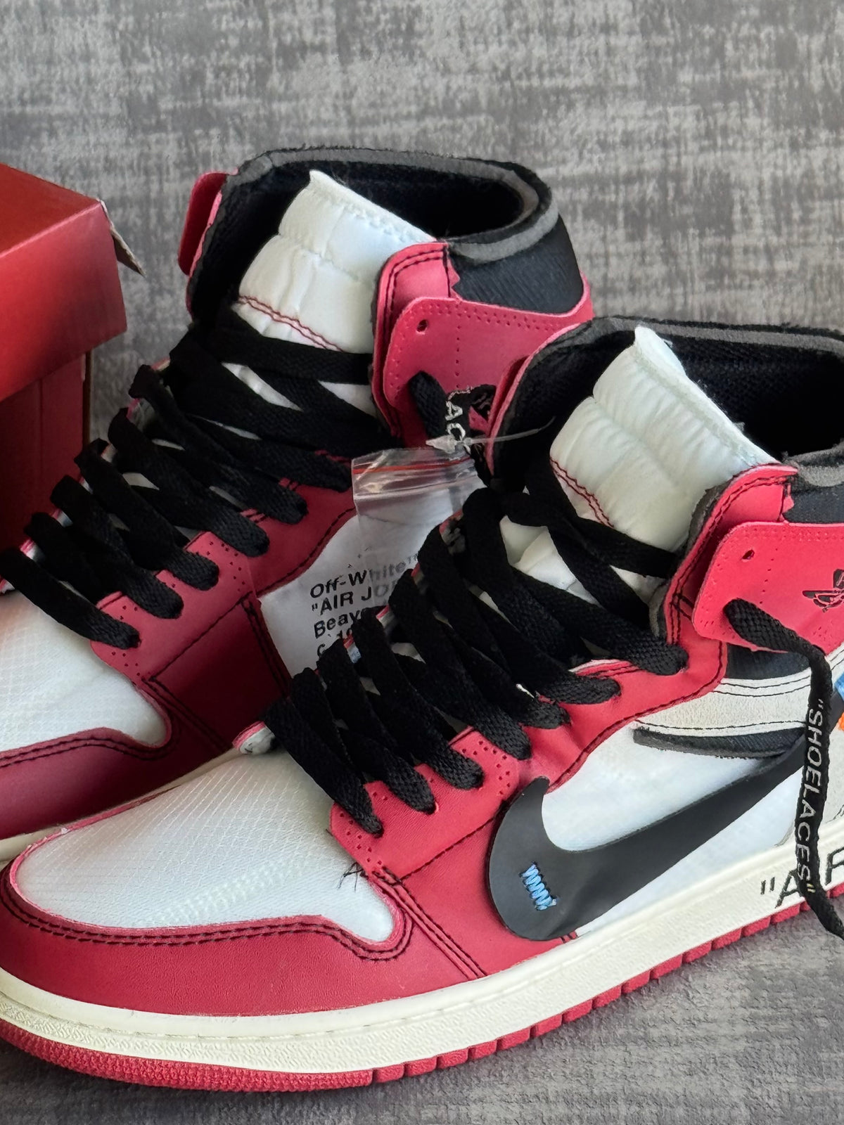 Air Jordan 1 High x Off White “Chicago”