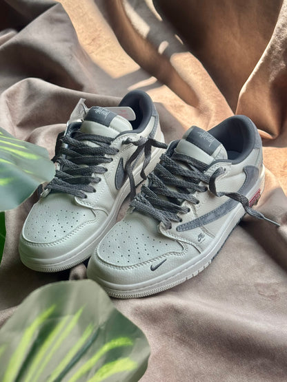 Air Jordan 1 Low x Stussy Supreme
