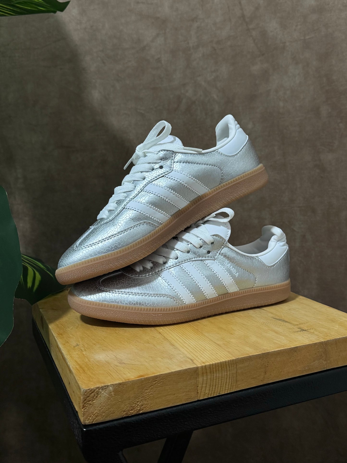 Adidas Samba OG “Silver Metallic”