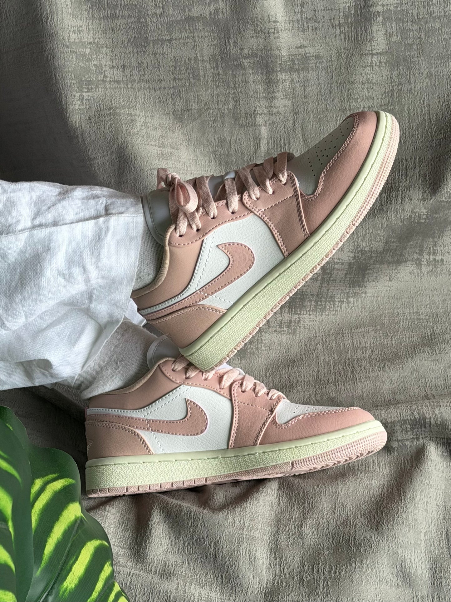 Air Jordan 1 Low “Pink”