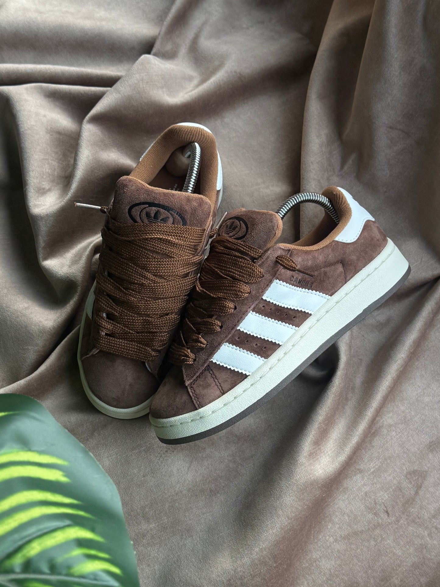 Adidas Campus 00s