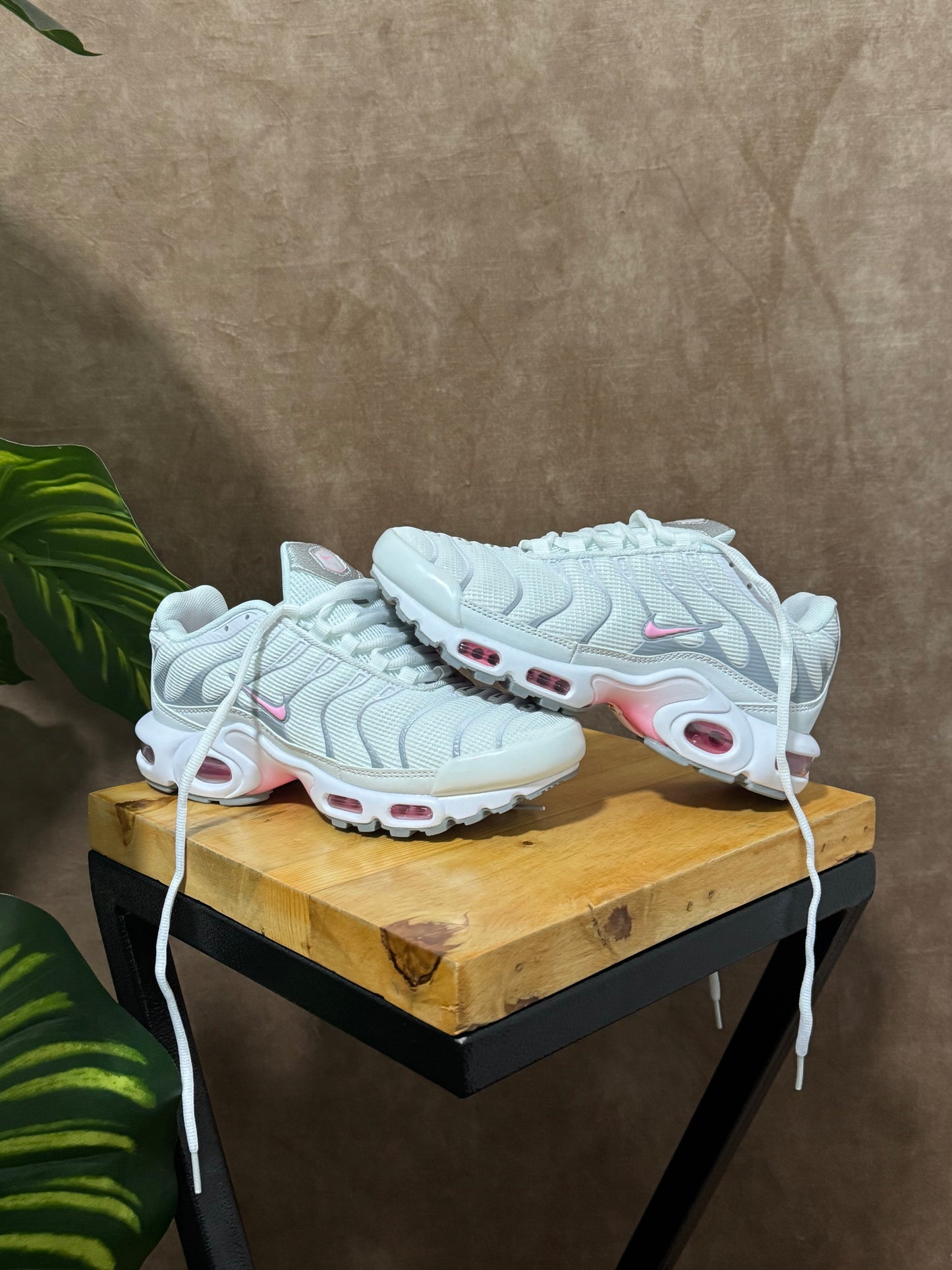 Nike Air Max Plus TN “Rosa”
