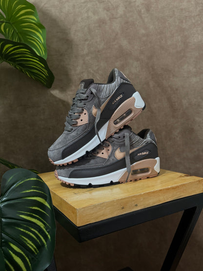 Nike Air Max 90 “Leather Iron”