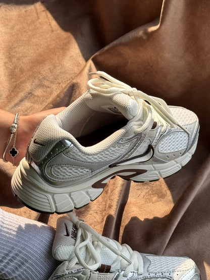 Nike Vomero 5