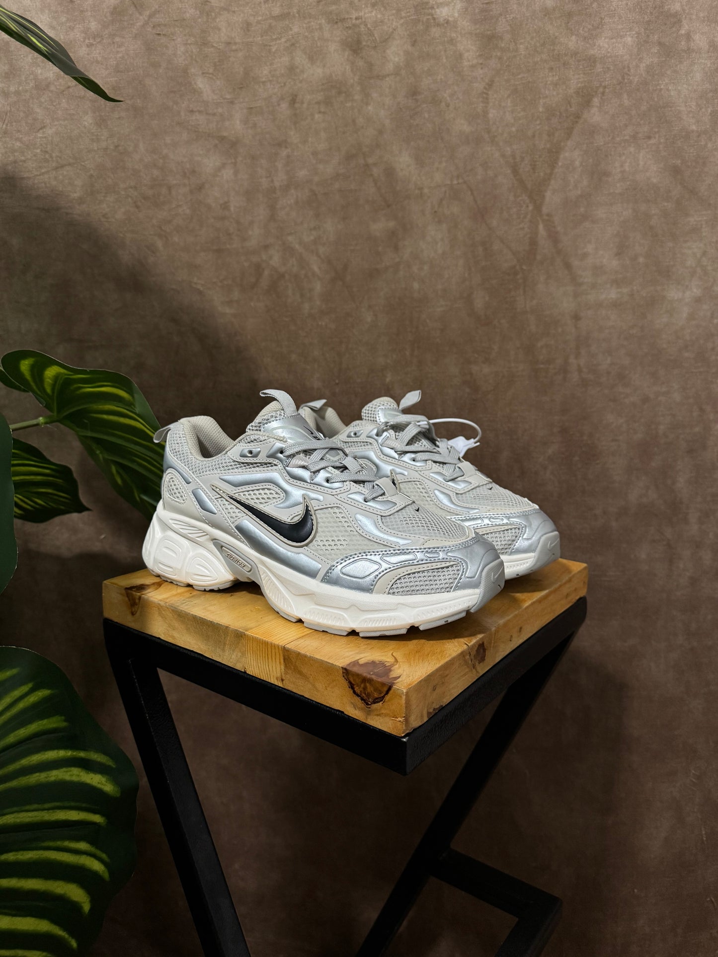 Nike V5K Run “Grey”