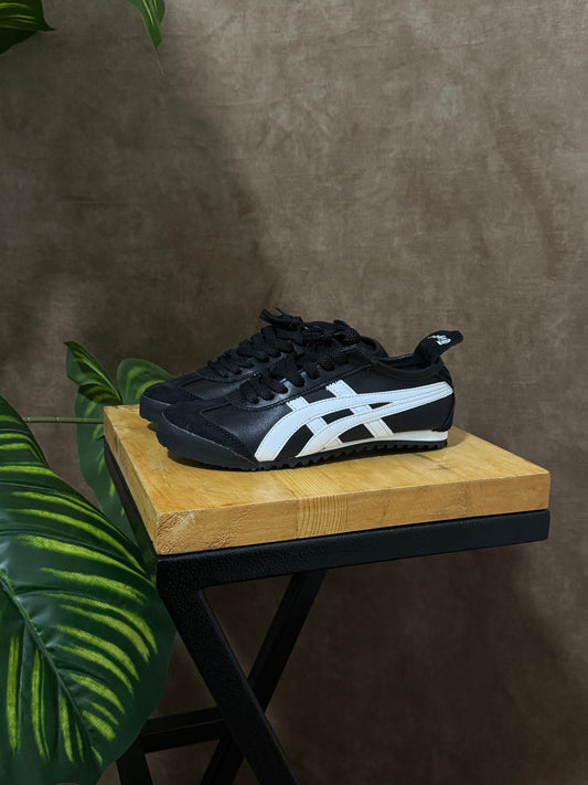 Onitsuka Tiger México 66 “Black/White”