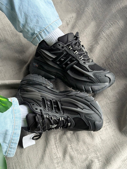 Adidas Adistar “Jellyfish Pharrell Williams”