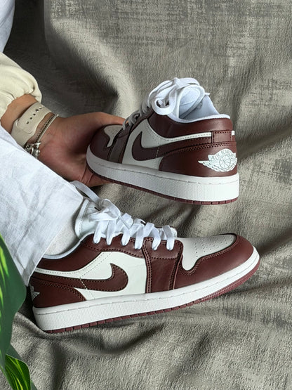 Nike Jordan 1 Low “Burgundy/White”