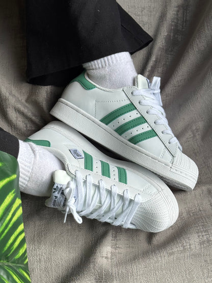 Adidas Superstar