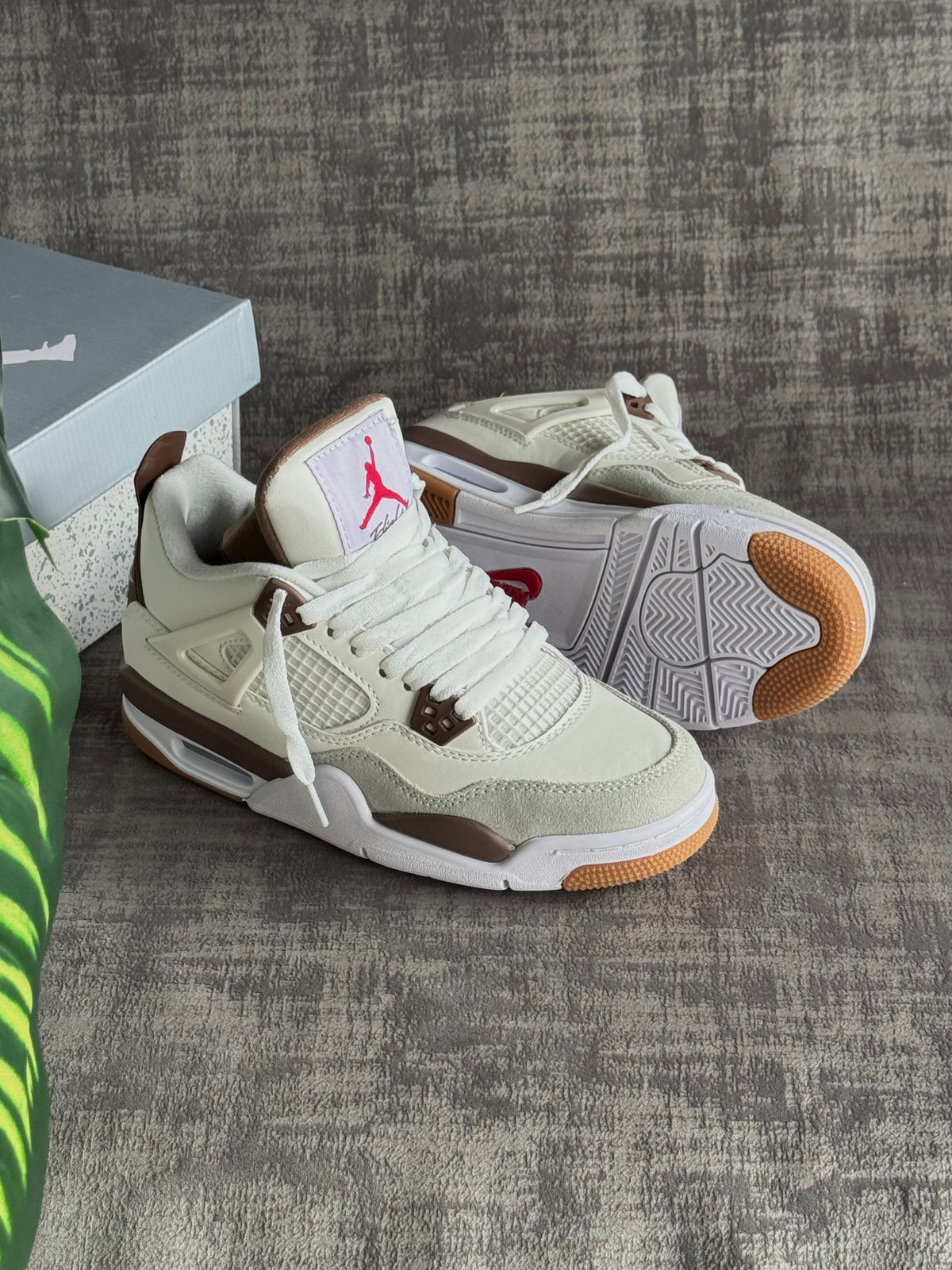 Air Jordan 4 “Mocha”