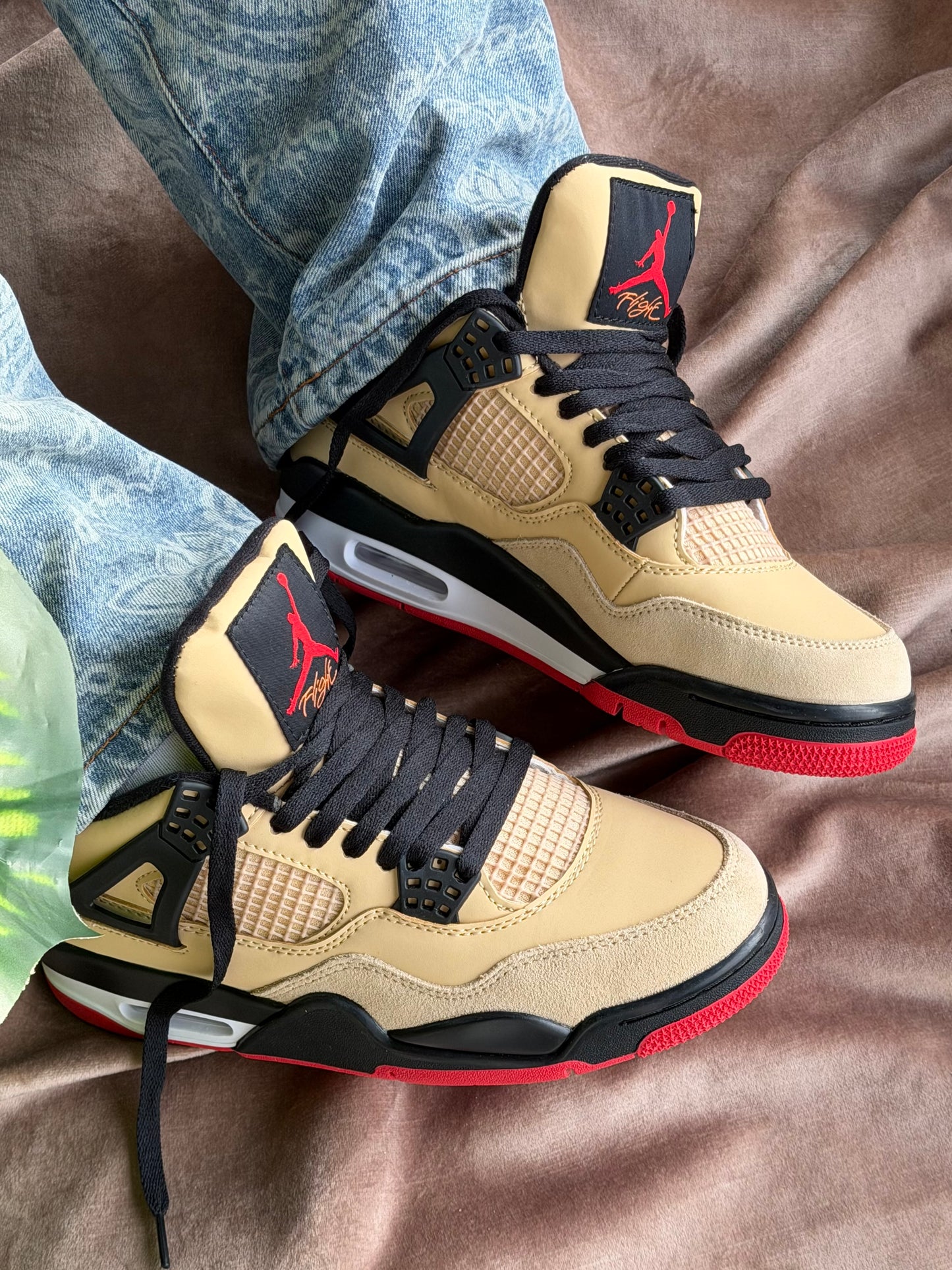 Air Jordan Retro 4 “Pizza”
