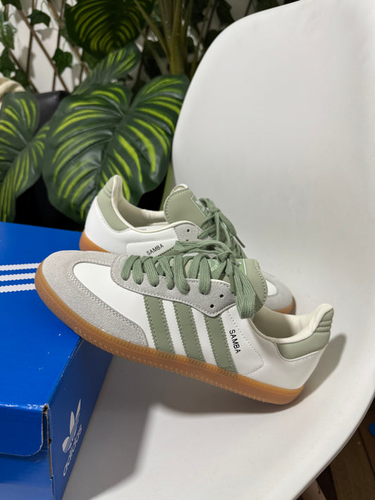 Adidas Samba OG Nube