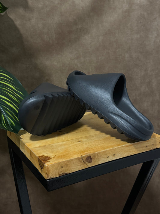 Adidas Yeezy Slide “Slate Grey”