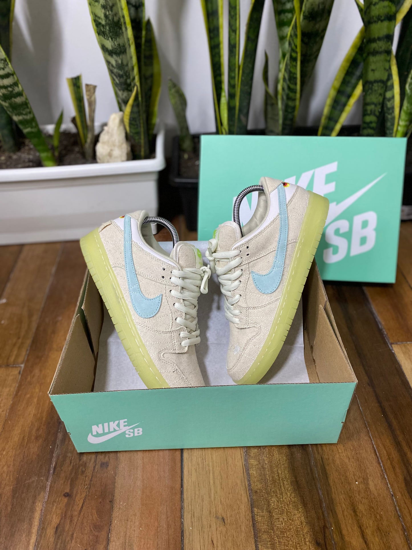 Nike SB Dunk Low “Mummy”