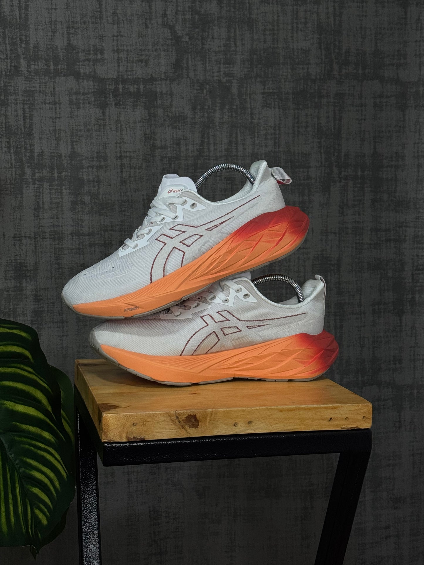 Asics Novablast 4