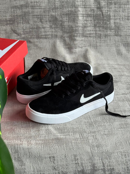 Nike SB “Charge Canvas”