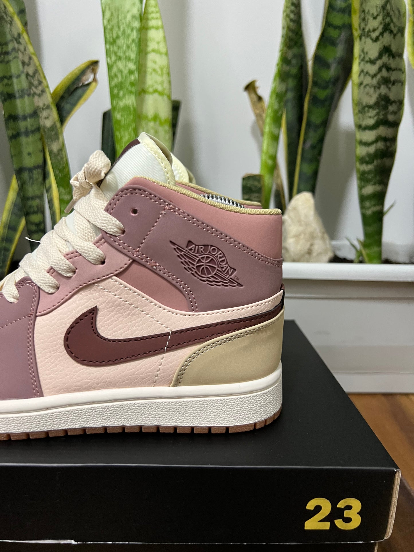 Air Jordan 1 “Dark Pony”