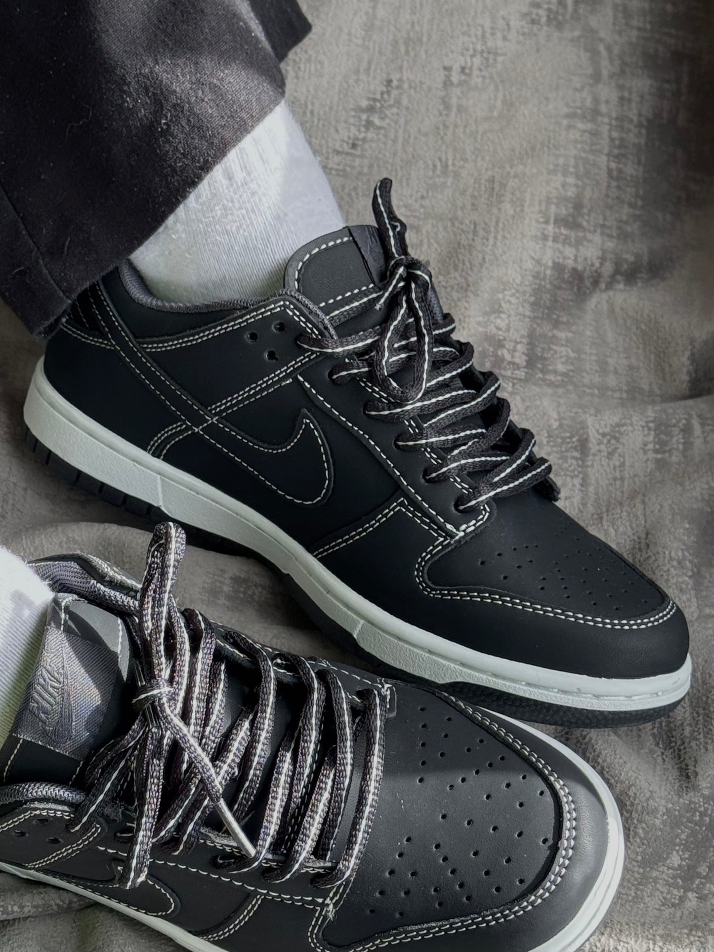 Nike SB Dunk Low “Black Contrast Stitch”