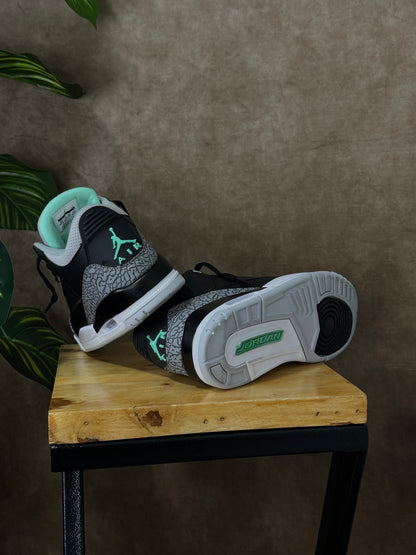 Air Jordan 3 “Green Glow”