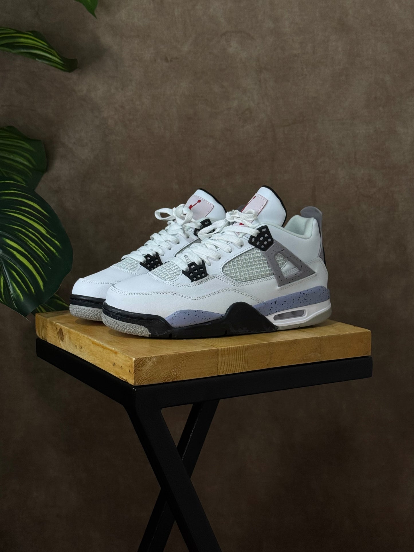 Air Jordan Retro 4 “White Cement”
