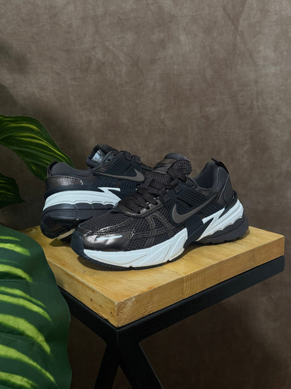 Nike V2K