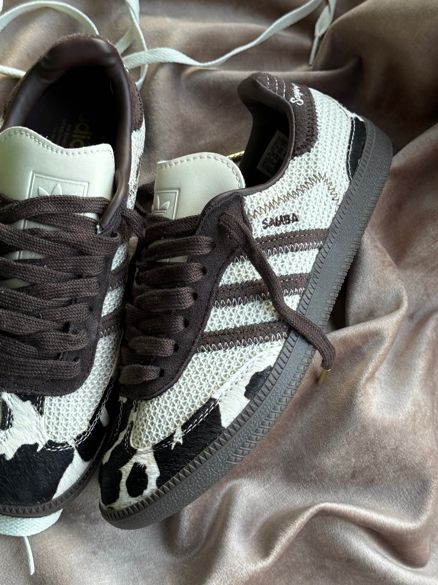 Adidas Samba OG notitle “Cow Print”