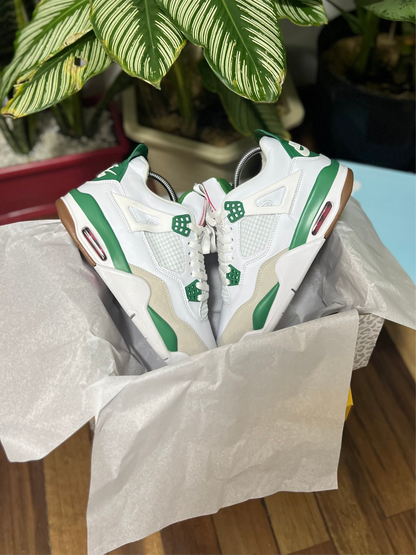 Air Jordan 4 x SB “Pine Green”