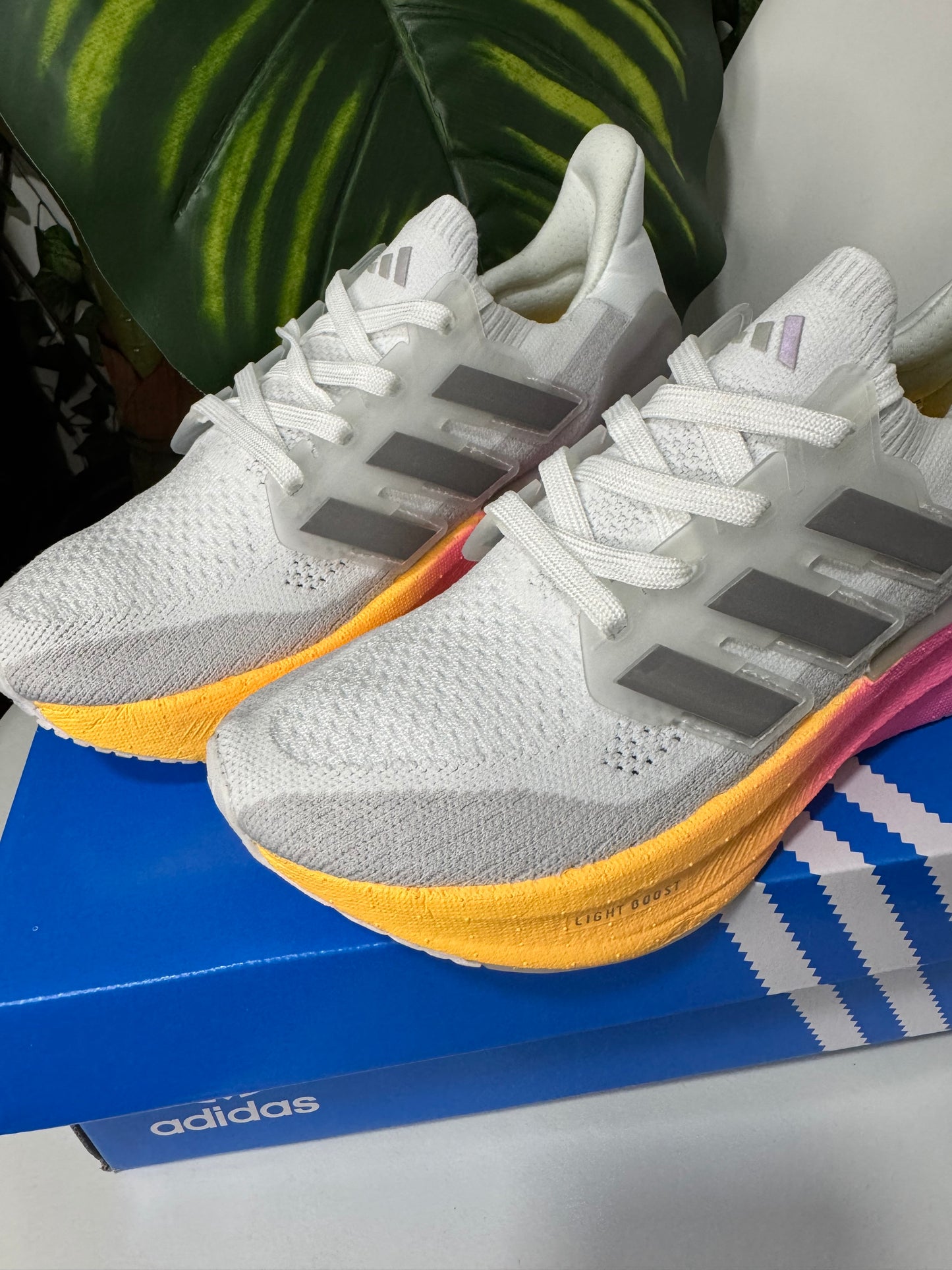 Adidas Ultraboost 5