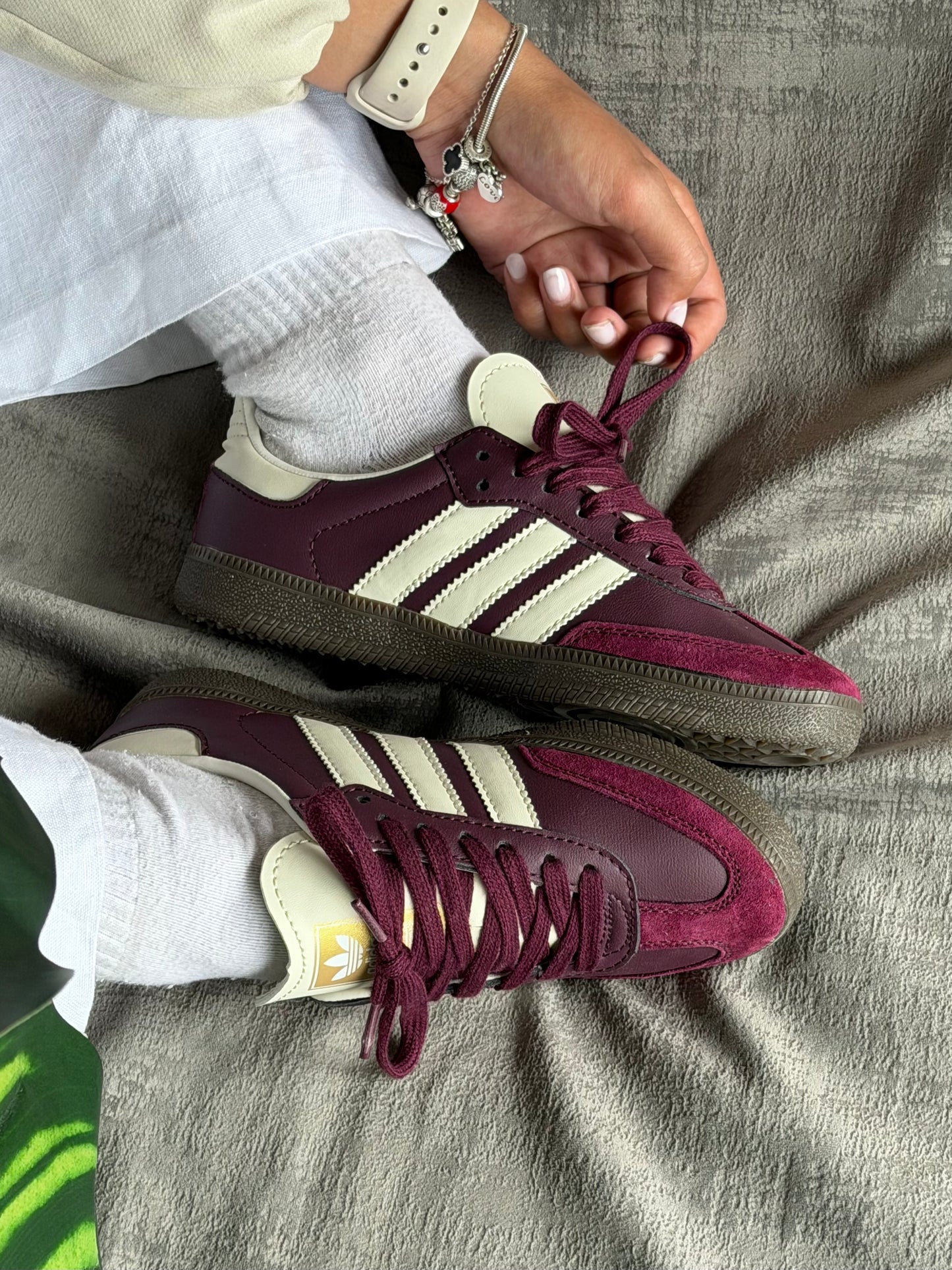 Adidas Samba “Granate”