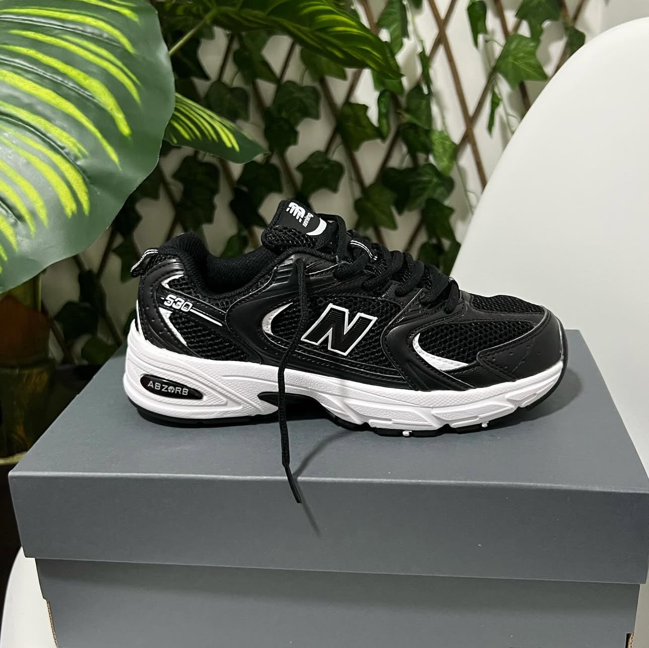 New Balance 530 “Negra”