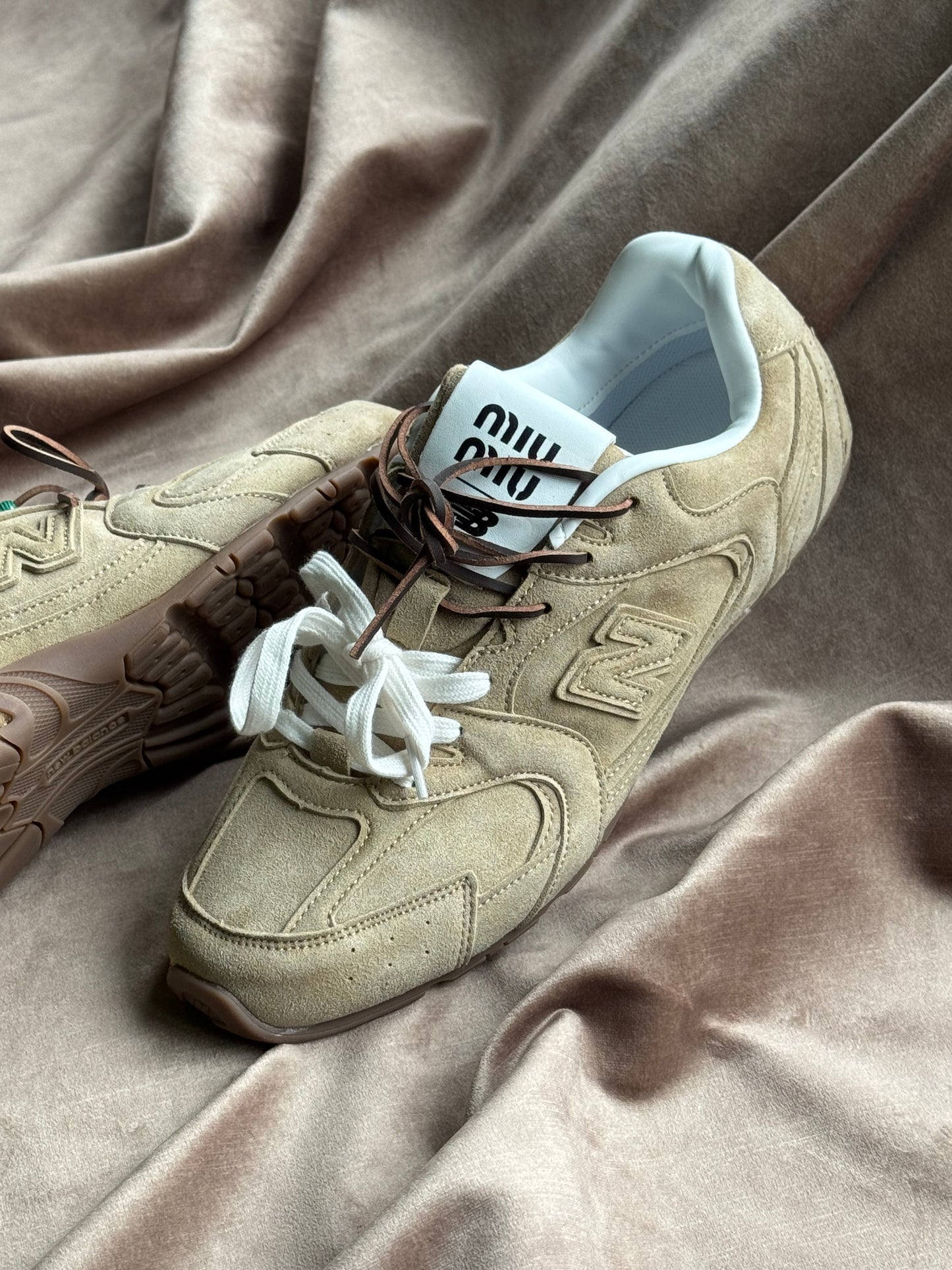 New Balance 530 x miu miu