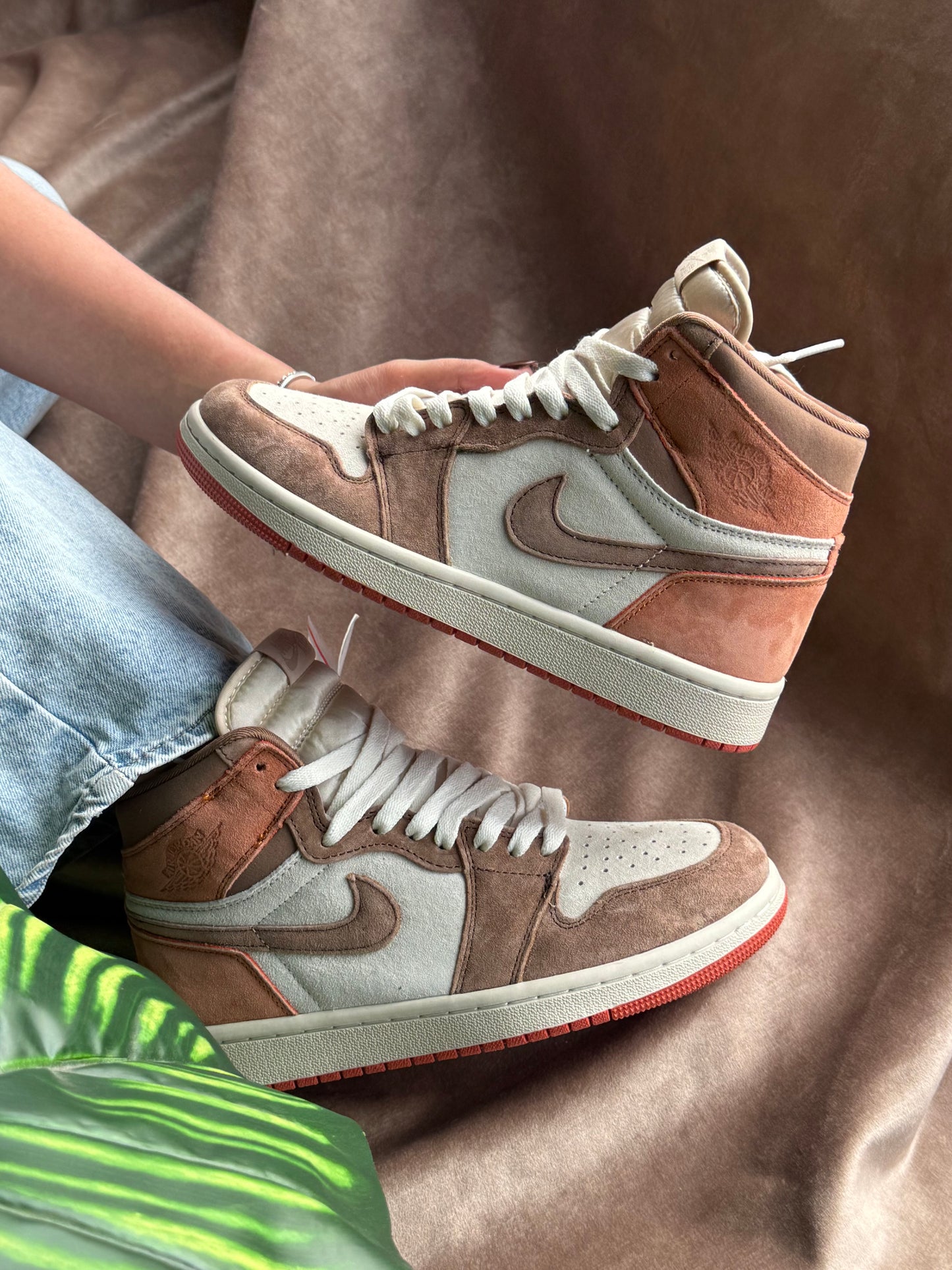 Air Jordan 1 High OG “Dusted Clay”