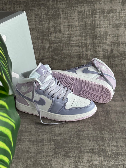 Air Jordan 1 Mid “Indigo Haze”