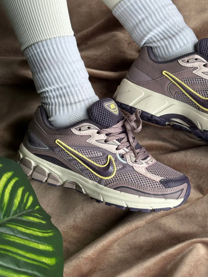 Nike Vomero 5