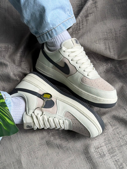 Nike Air Force 1 x Undefeated