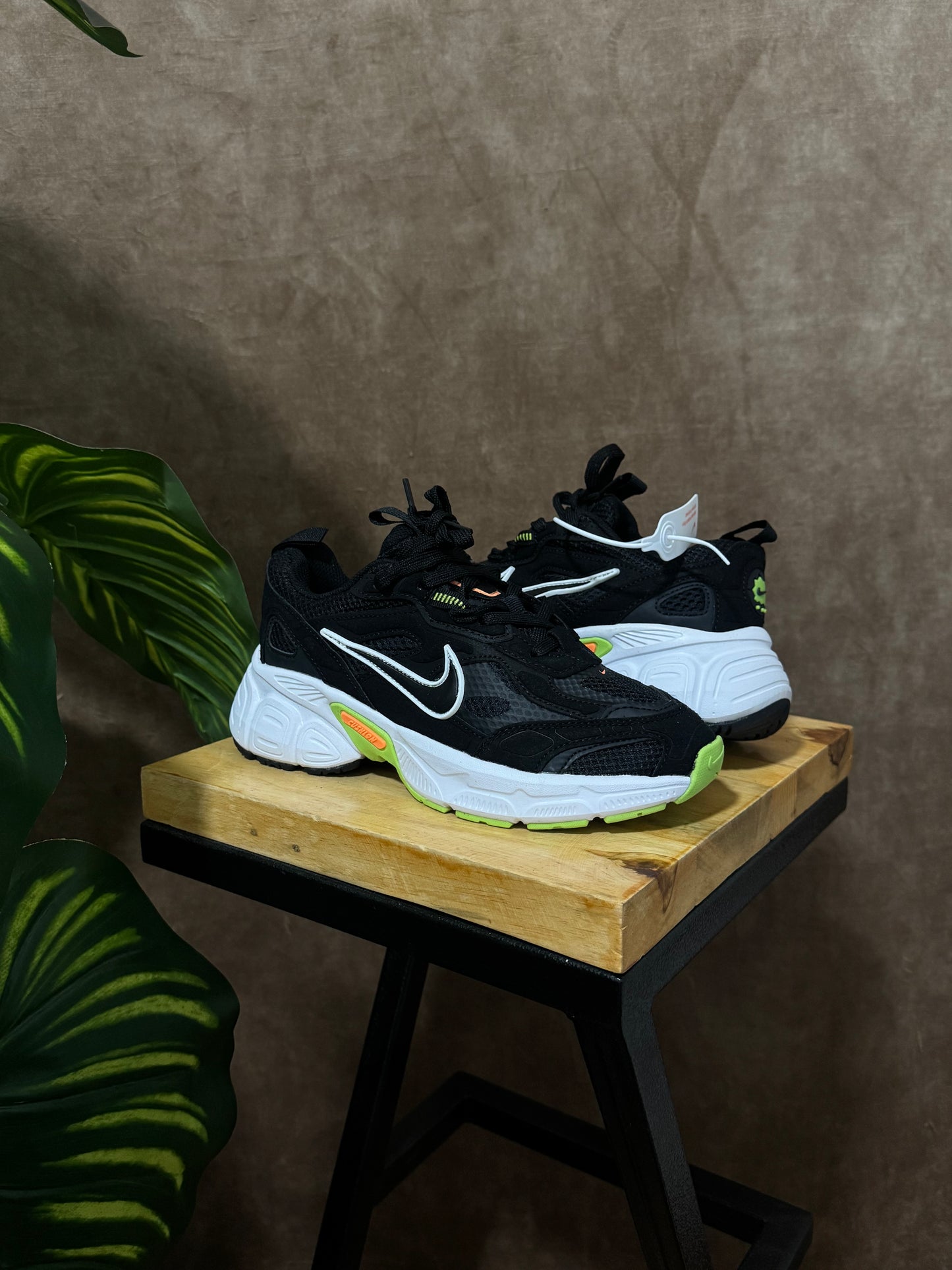 Nike V5K Run
