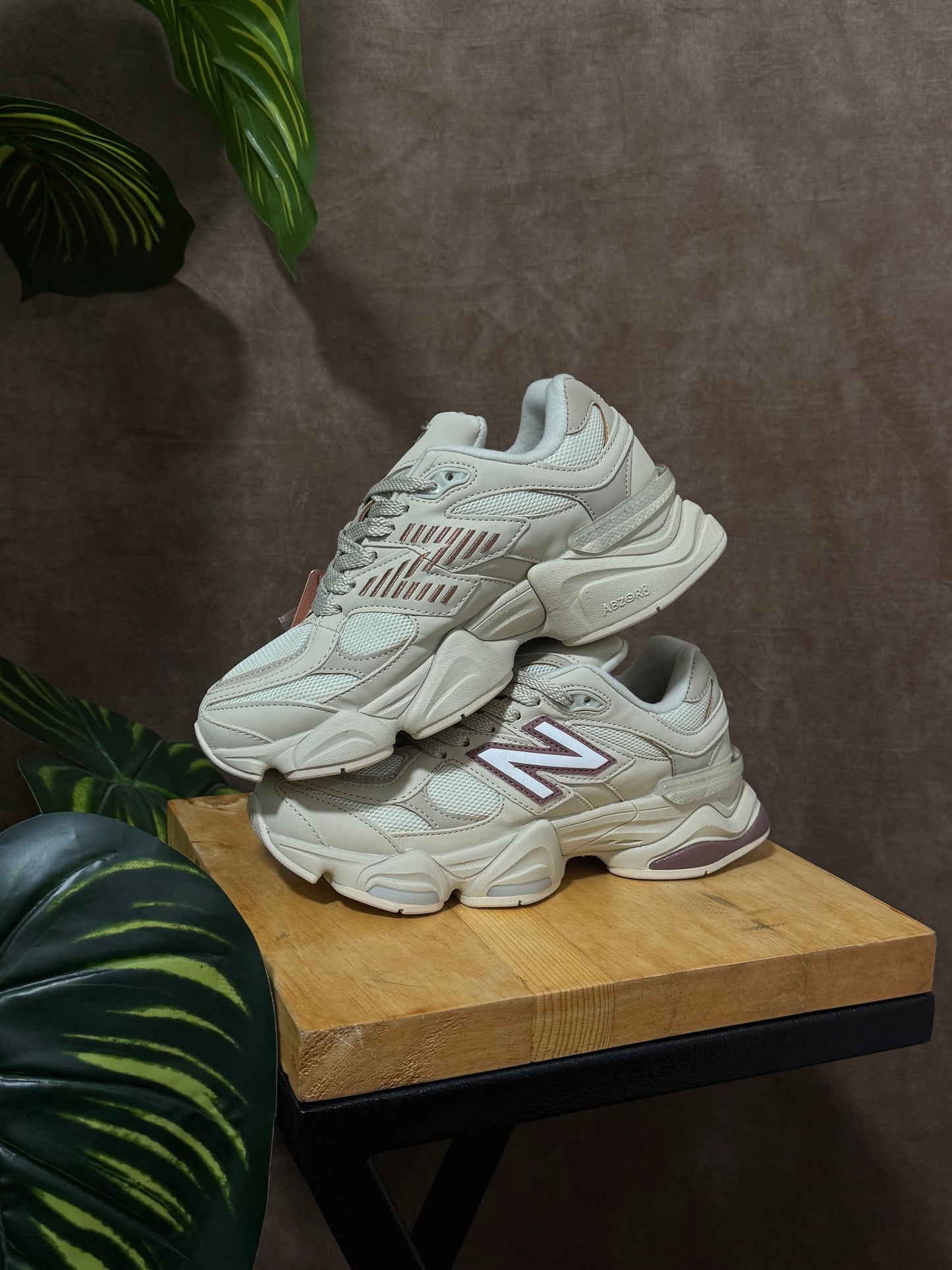 New Balance 9060
