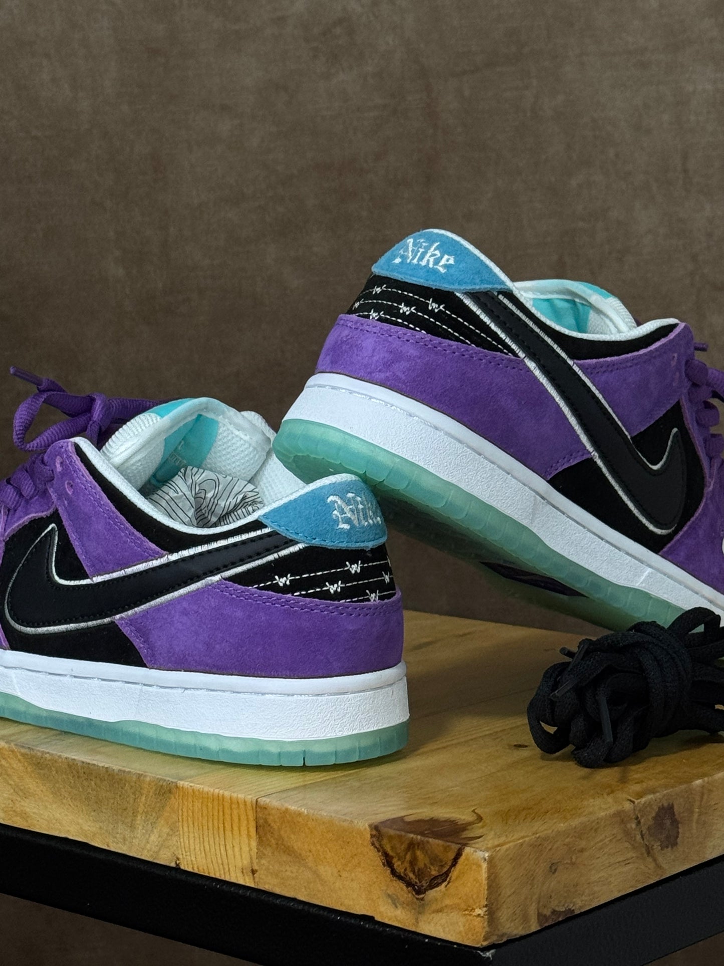 Nike SB Dunk Low “Hayley Wilson”