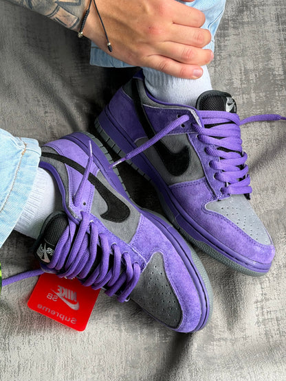 Nike SB Dunk Low x Supreme