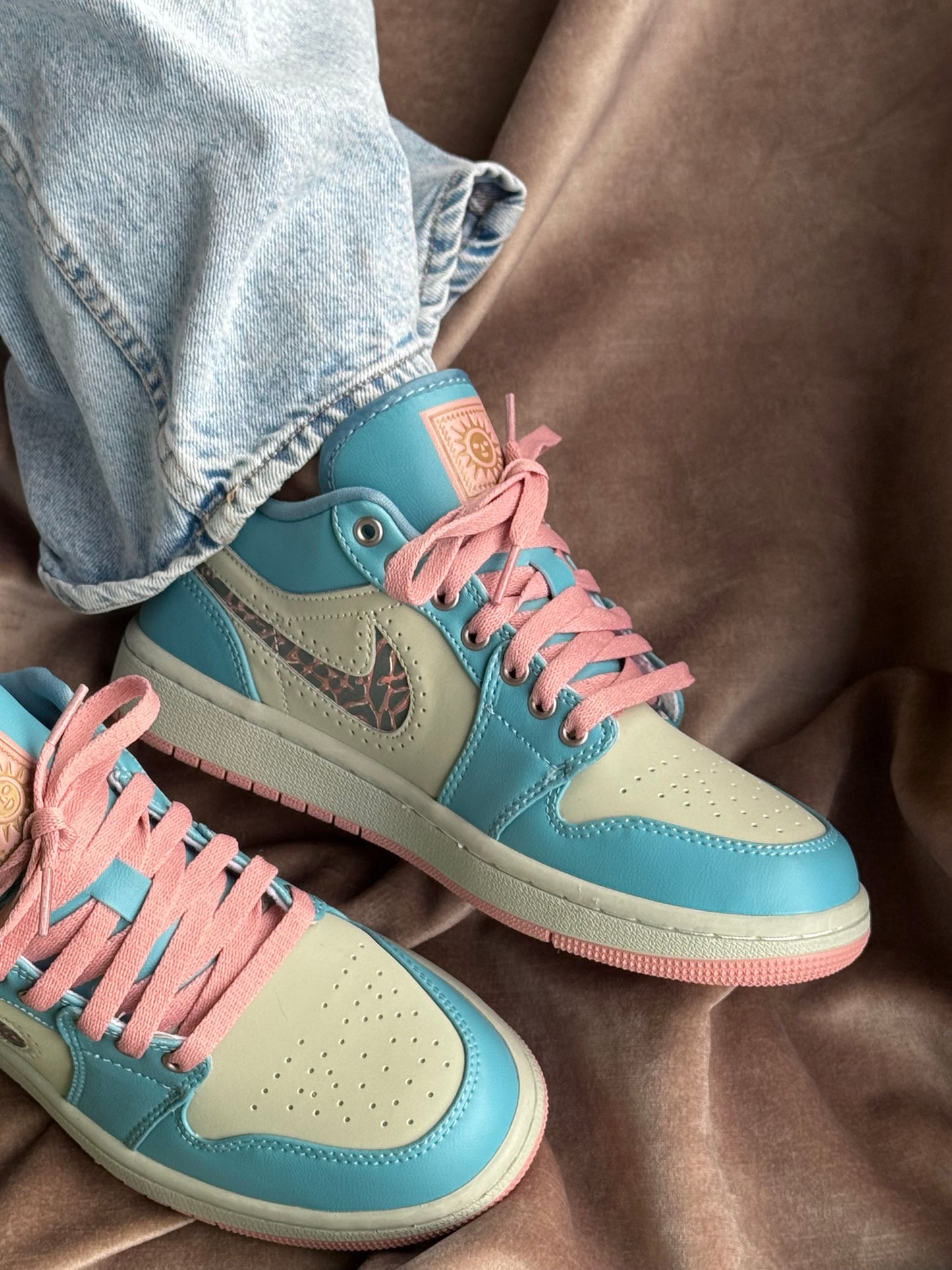 Air Jordan 1 Low “Somos Eternos”