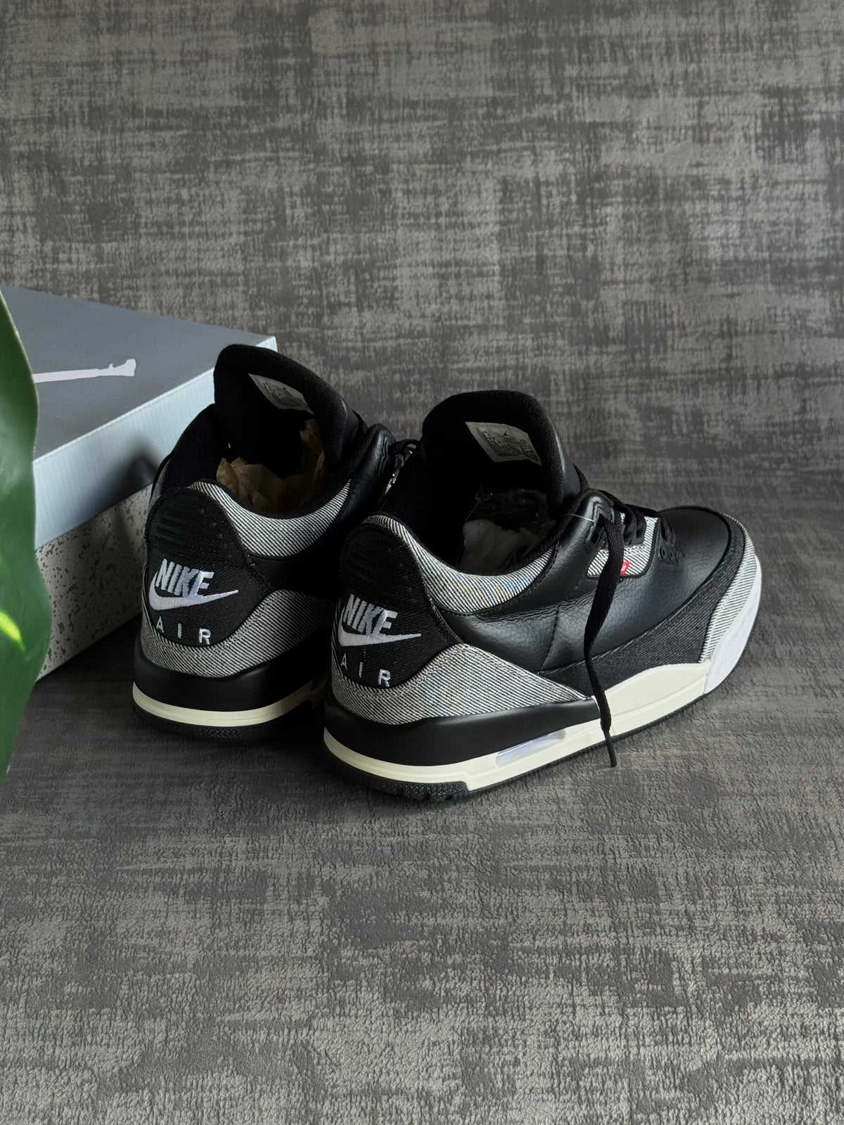 Air Jordan 3 x Levi’s “Black”