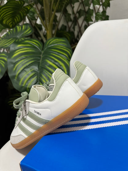 Adidas Samba OG Nube