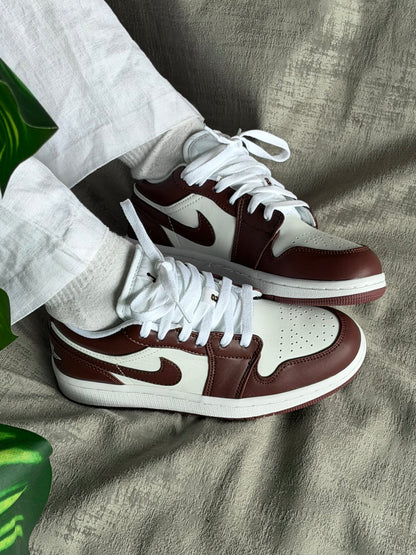 Nike Jordan 1 Low “Burgundy/White”
