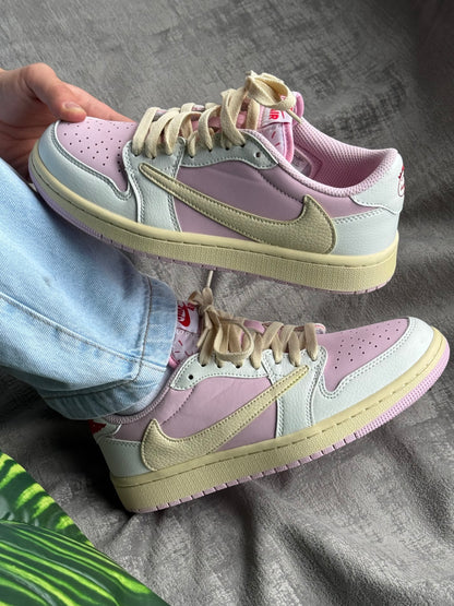 Air Jordan 1 Low x Travis Scott “Shy Pink”