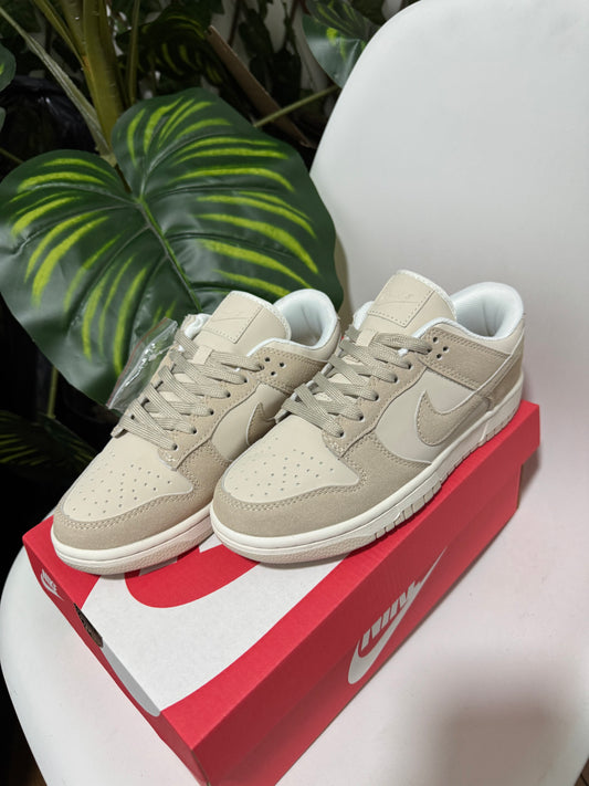 Nike SB Dunk Low Beige