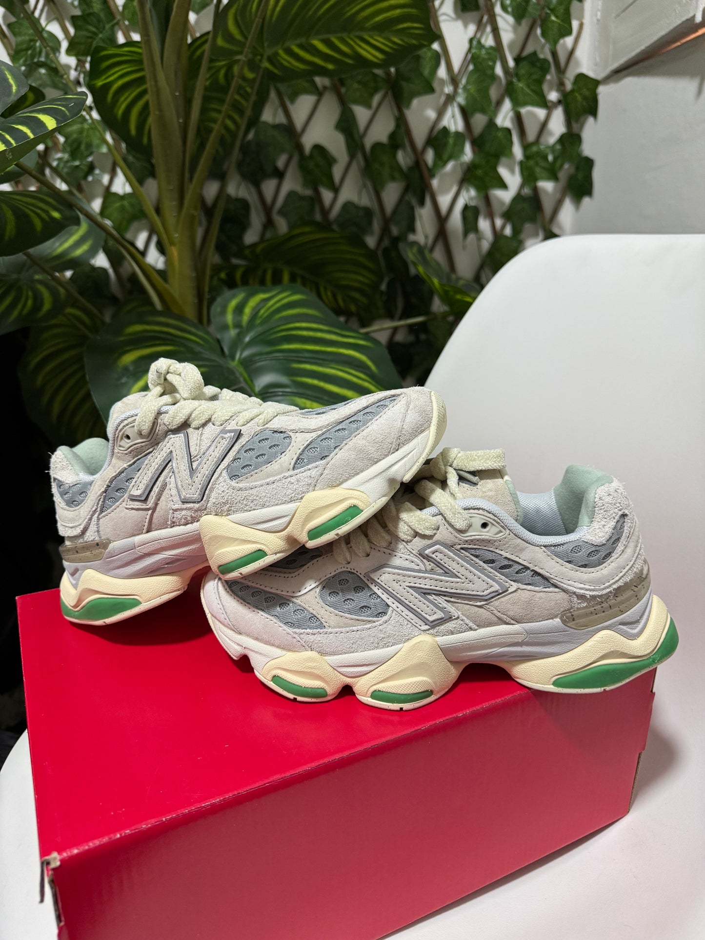 New Balance 9060 “Gris/Verde”
