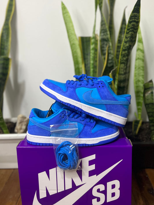 Nike SB Dunk Low “Blue Raspberry”