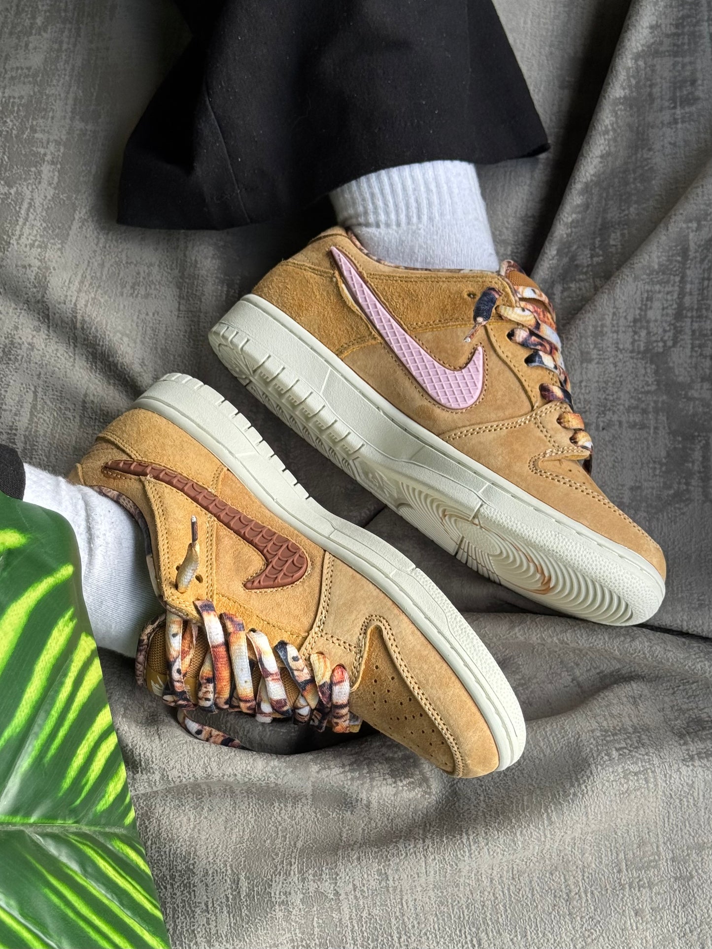 Nike SB Dunk Low “Brew & Biscuits”