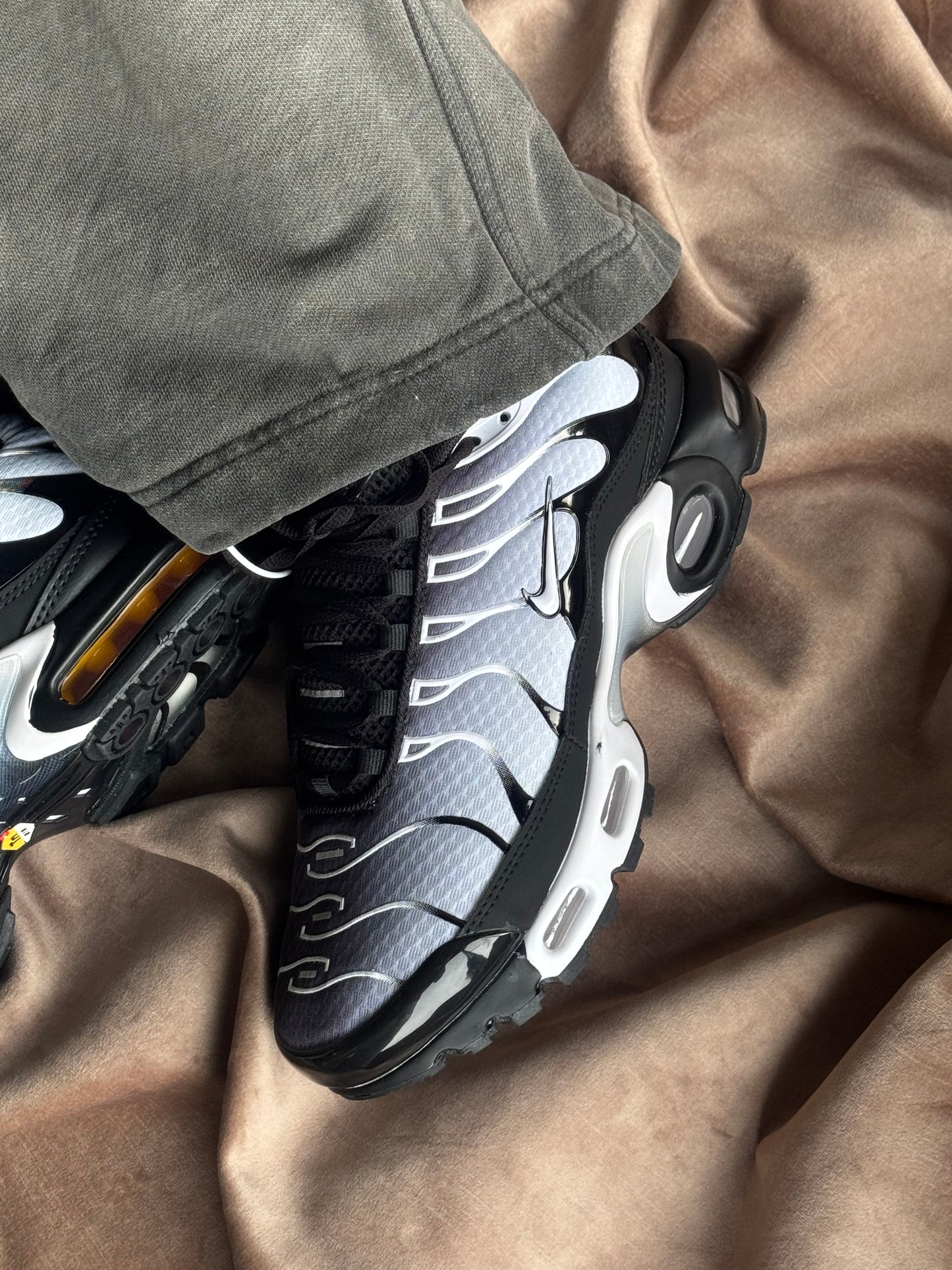 Nike Air Max TN “Grey”